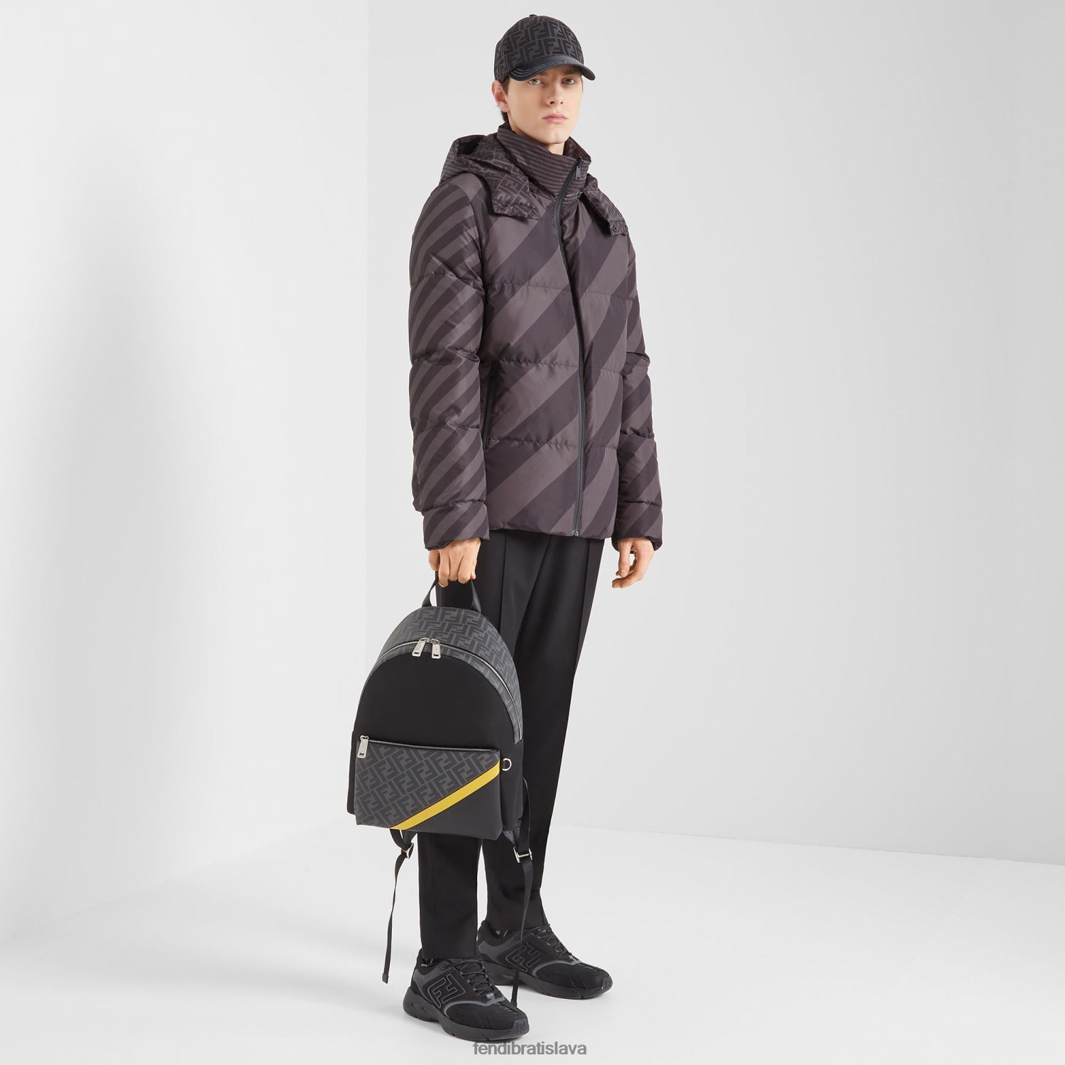 príslušenstvo Fendi nylonový batoh čierna muži 8NT4Z81803