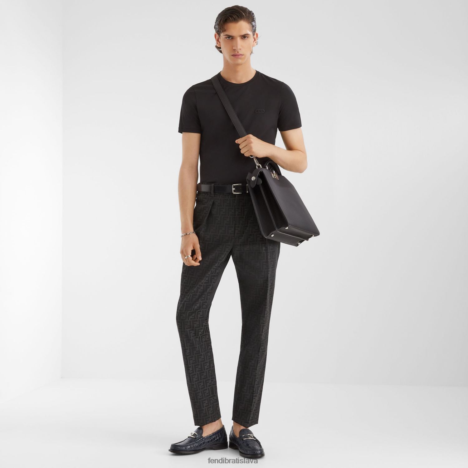 príslušenstvo Fendi stredná kožená taška peekaboo iseeu čierna muži 8NT4Z81817